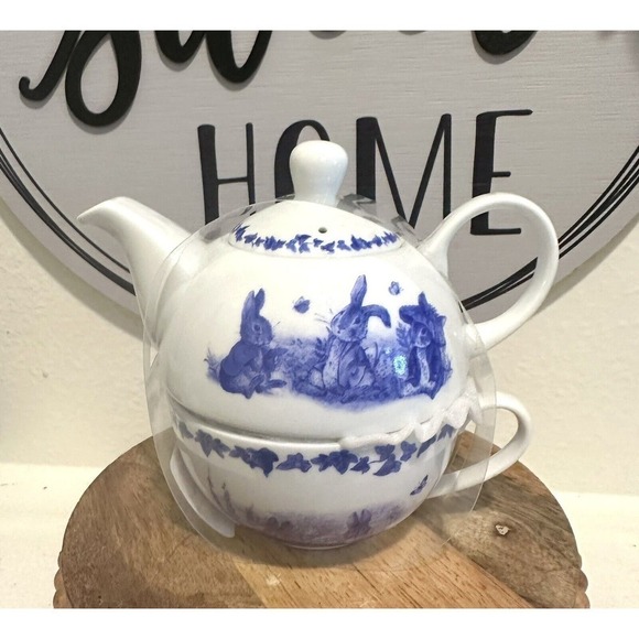 Beatrix Potter Peter Rabbit Classic Easter Porcelain Teapot Tea Cup Set NEW - Picture 1 of 5